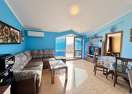 Riesige Wohnung mit atemberaubendem Panoramablick. Foto 2