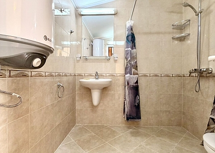 Riesige Wohnung mit atemberaubendem Panoramablick. Foto 15