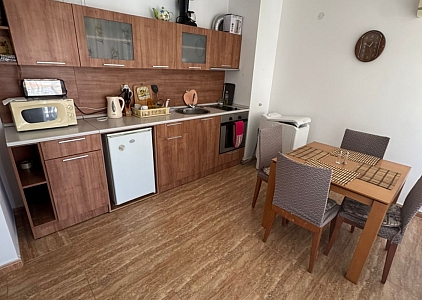 Dvoupokojový apartmán s panoramatickým výhledem na moře, první řada. Foto 2