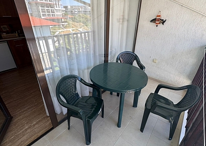 Dvoupokojový apartmán s panoramatickým výhledem na moře, první řada. Foto 7