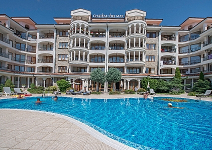 Geräumiges Zweizimmerapartment mit Poolblick, 500 Meter vom Meer entfernt. Foto 23