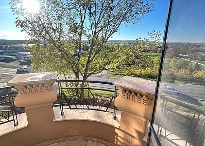 Stilvolles Studio in einer Luxusanlage. Foto 11