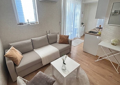 Stilvolles Studio in einer Luxusanlage. Foto 2