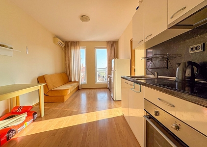 Zwei-Zimmer-Wohnung an der Küste zu einem tollen Preis. Foto 3