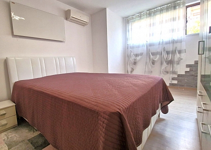 Spacious apartment with lawn and new furniture. Photo 5 Spacious apartment with lawn and new furniture. Photo 5