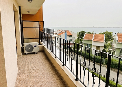 Spacious three-room apartment with a gorgeous sea view. Photo 34 Spacious three-room apartment with a gorgeous sea view. Photo 34