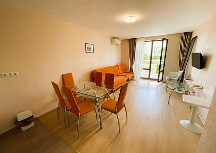 Three-room apartment in an elite complex on the first line. Photo 20 Three-room apartment in an elite complex on the first line. Photo 20