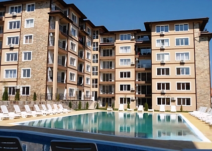 Apartment with a pool view, 100 meters from the sea. Photo 19