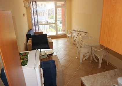 Недорогая и уютная студия в центре Солнечного Берега. Foto 4