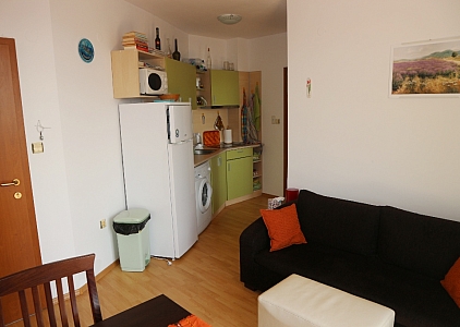 Inexpensive three-room apartment in Sunny Beach. Photo 10