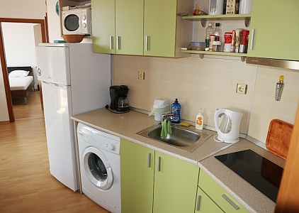 Inexpensive three-room apartment in Sunny Beach. Photo 3