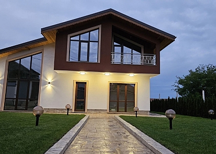 Velký nový dům 3 km od Slunečného pobřeží. Foto 9