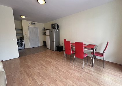 Простора квартира у великому хорошому комплексі. Фото 6