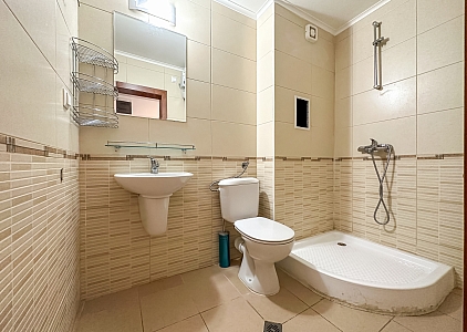 Трикімнатна квартира за 150 метрів від моря в красивому комплексі. Фото 6 Трикімнатна квартира за 150 метрів від моря в красивому комплексі. Фото 6