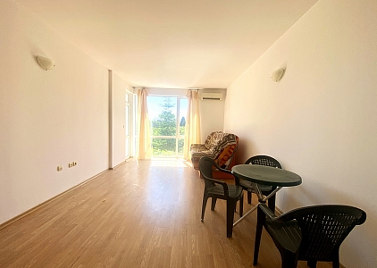 Dvoupokojový byt v první linii . Foto 15 Dvoupokojový byt v první linii . Foto 15