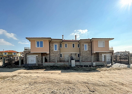 Großes Haus in Strandnähe in Pomorie. Foto 5