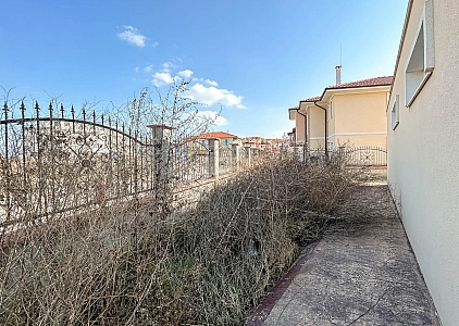 Großes Haus in Strandnähe in Pomorie. Foto 22