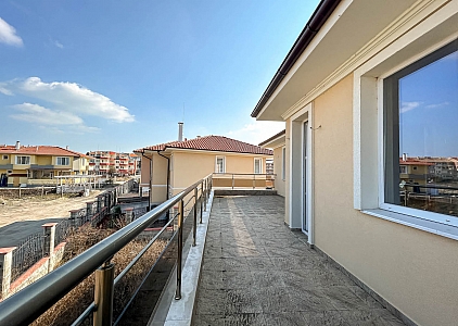 Großes Haus in Strandnähe in Pomorie. Foto 19