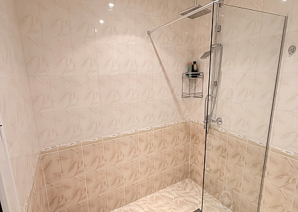Apartment mit Poolblick in einer großen Wohnanlage. Foto 15