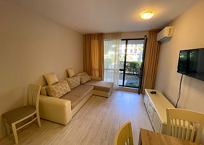 New studio with green courtyard. Photo 2 New studio with green courtyard. Photo 2