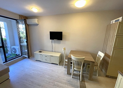 New studio with green courtyard. Photo 10 New studio with green courtyard. Photo 10