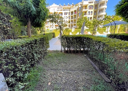 New studio with green courtyard. Photo 3 New studio with green courtyard. Photo 3