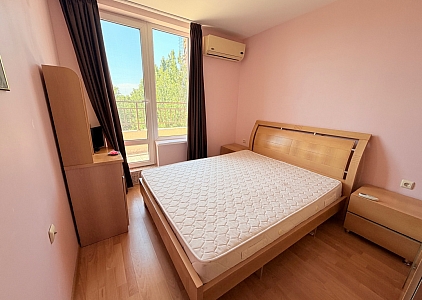 Ausgezeichnete Wohnung in einer großen Wohnanlage. Foto 3