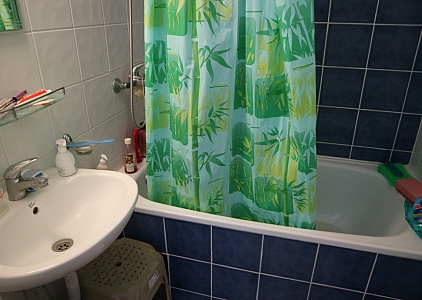 Недорогая трехкомнатная квартира в Солнечном Береге. Фото 9