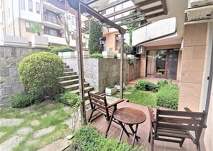 Geräumiges Studio mit Terrasse in einem Luxuskomplex in der ersten Reihe. Foto 4