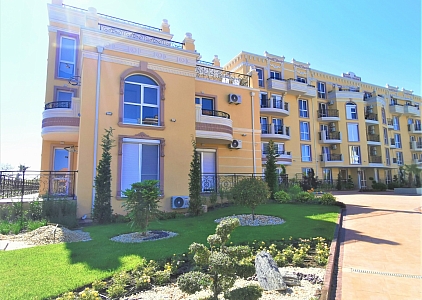 Новая трехкомнатная квартира с видом на бассейн в РАССРОЧКУ. Фото 1