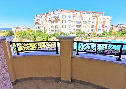 Новая трехкомнатная квартира с видом на бассейн в РАССРОЧКУ. Фото 12