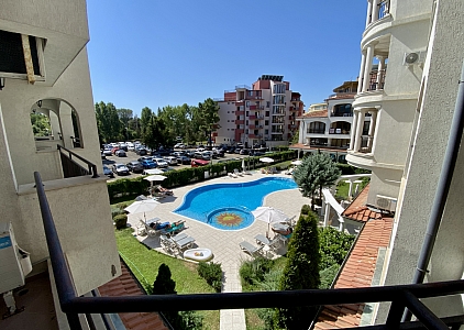 Przestronny apartament z widokiem na basen w dobrym kompleksie. Zdjęcie 9 Przestronny apartament z widokiem na basen w dobrym kompleksie. Zdjęcie 9