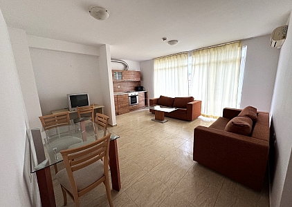 Two-room apartment within walking distance to the sea. Photo 2