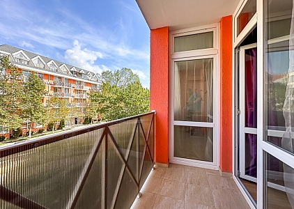 Двокімнатна квартира в сімейному комплексі. Фото 9