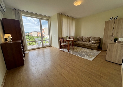 Velké studio s výhledem na bazén ve skvělém komplexu. Foto 10 Velké studio s výhledem na bazén ve skvělém komplexu. Foto 10