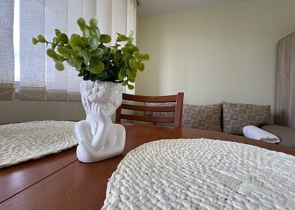 Velké studio s výhledem na bazén ve skvělém komplexu. Foto 15 Velké studio s výhledem na bazén ve skvělém komplexu. Foto 15