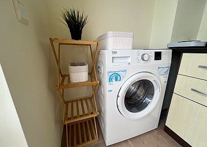 Velké studio s výhledem na bazén ve skvělém komplexu. Foto 18 Velké studio s výhledem na bazén ve skvělém komplexu. Foto 18