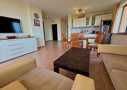 Apartmán s výhledem na moře ve velkém komplexu. Foto 10