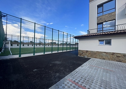 Geräumige Wohnung in einem neuen Gebäude 200 Meter vom Meer entfernt. Foto 13