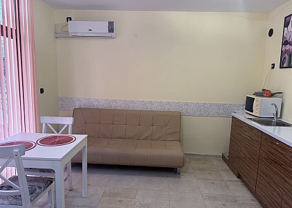 Spacious studio in a residential complex. Photo 7