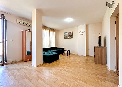 Большая студия в 500 метрах от моря. Фото 5