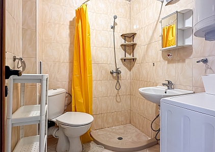 Большая студия в 500 метрах от моря. Фото 7