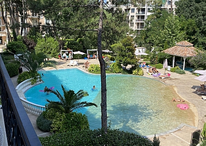 Просторная студия с красивым видом в элитном комплексе. Zdjęcie 21