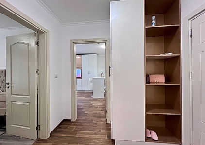 Dvoupokojový byt v komplexu v první linii!. Foto 8