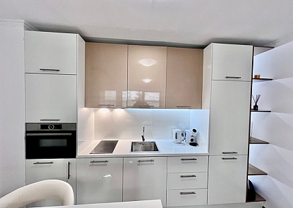 Dvoupokojový byt v komplexu v první linii!. Foto 21