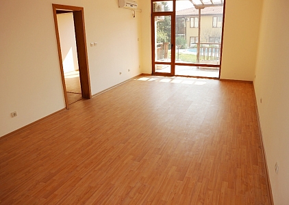 Двухкомнатная квартира на первой линии в Райском Саду. Foto 2