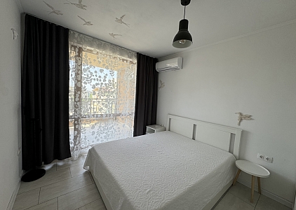 Spacious apartment in a good complex. Photo 8