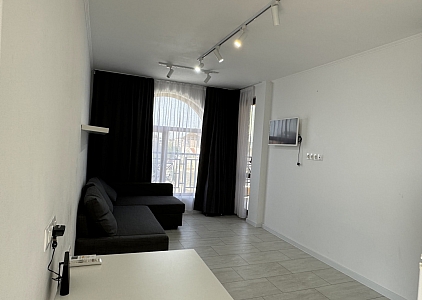 Spacious apartment in a good complex. Photo 6