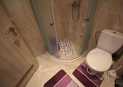 Двухкомнатная меблированная квартира в Бяле с видом на море. Zdjęcie 10