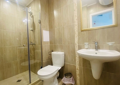 Studio mit Poolblick in Luxusanlage. Foto 6